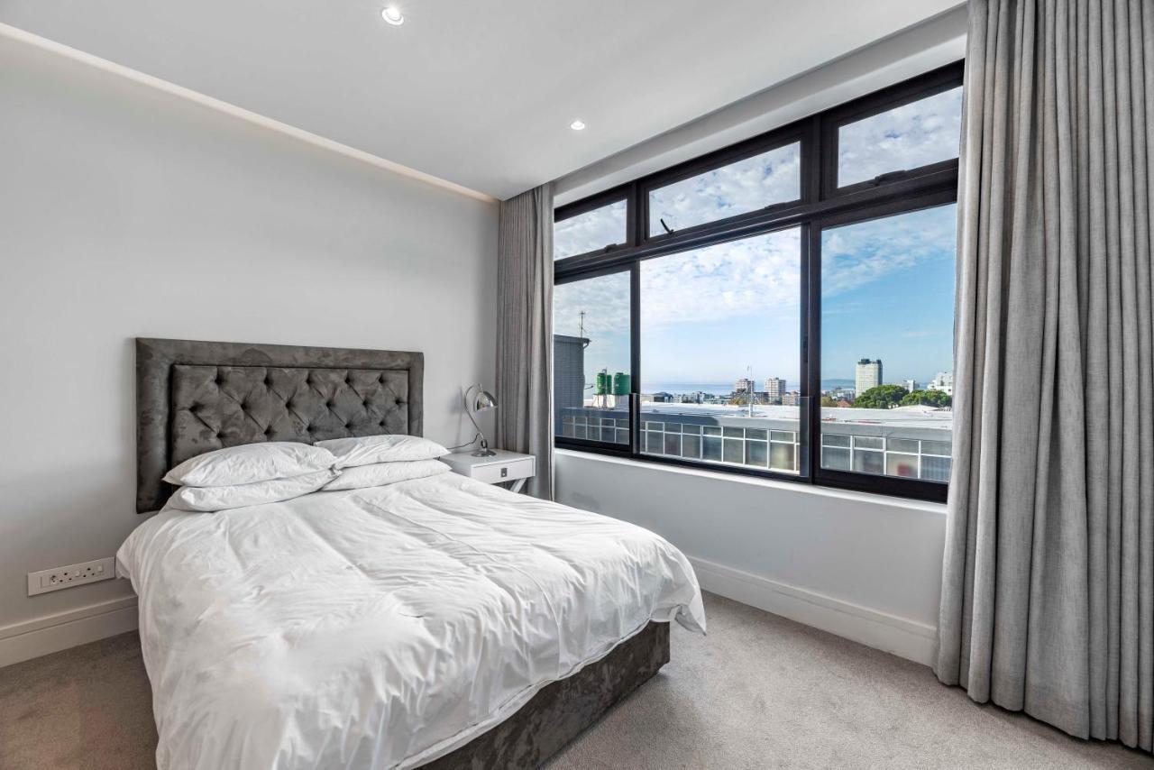 Strand Beach, Magnificent Apartment... Sea Point Cape Town Luaran gambar