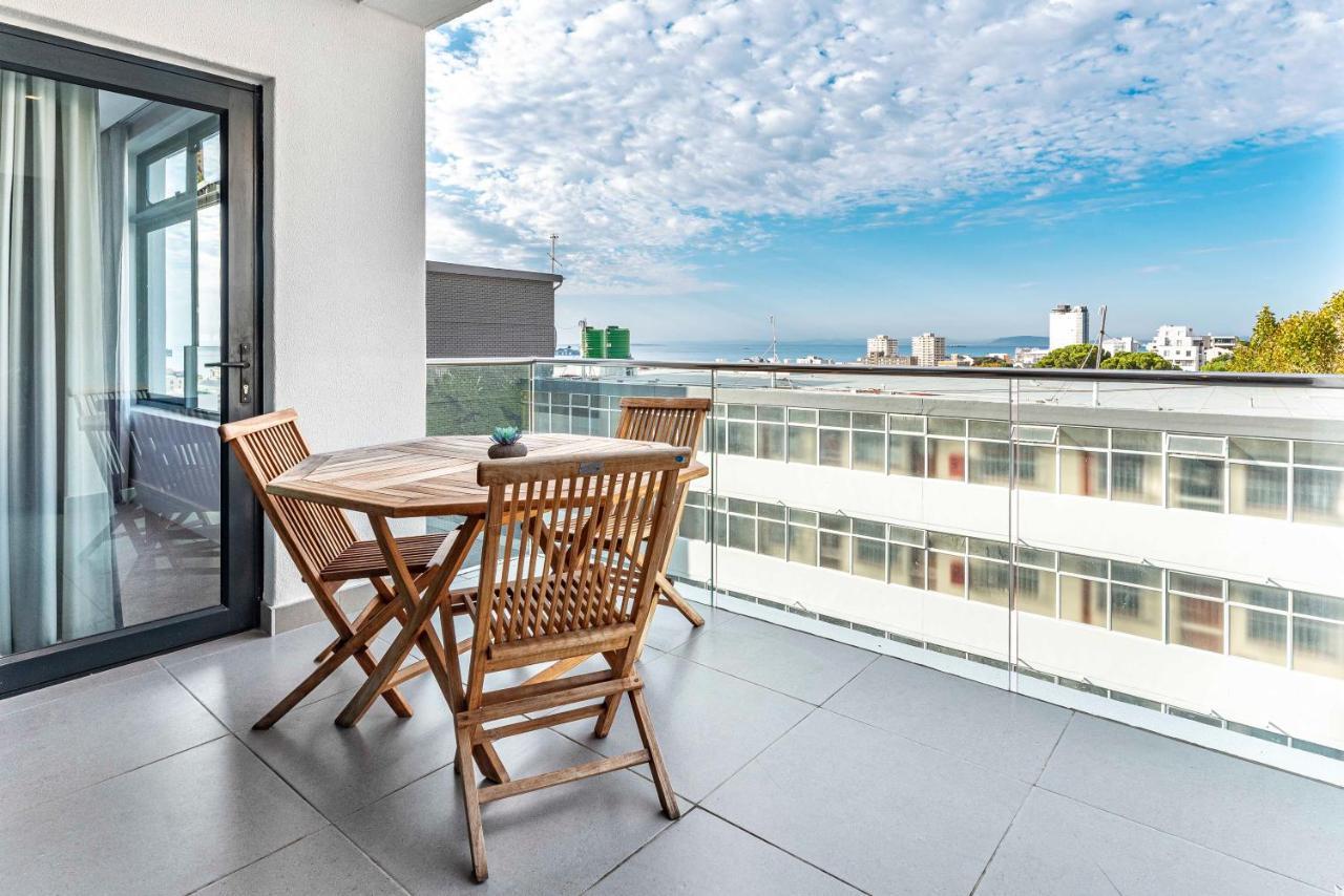 Strand Beach, Magnificent Apartment... Sea Point Cape Town Luaran gambar